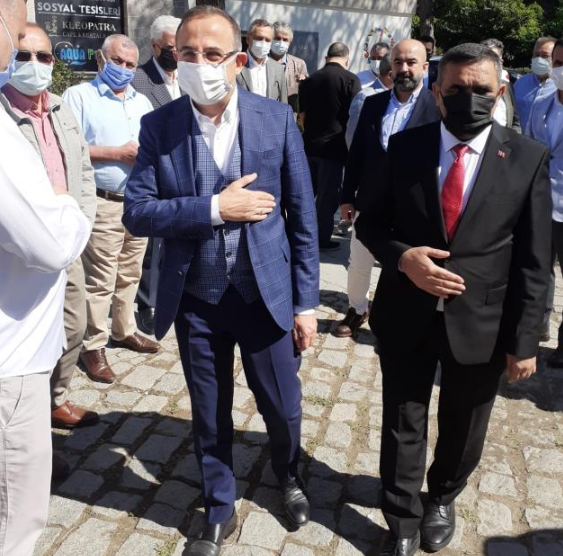 AK Parti İzmir İl Başkanı Sürekli, Bergama’da istişare toplantısına katıldı