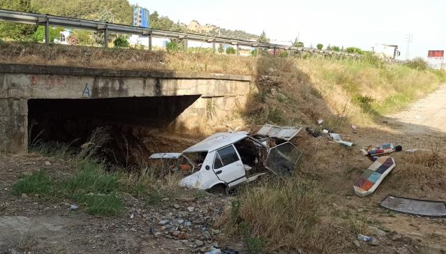 Manisa’da otomobil menfeze düştü: 1 ölü, 1 yaralı
