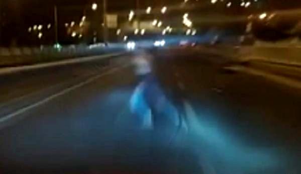 16 yaşındaki genç kıza çarpma anında canlı yayın yapıyormuş…Feci kaza kamerada