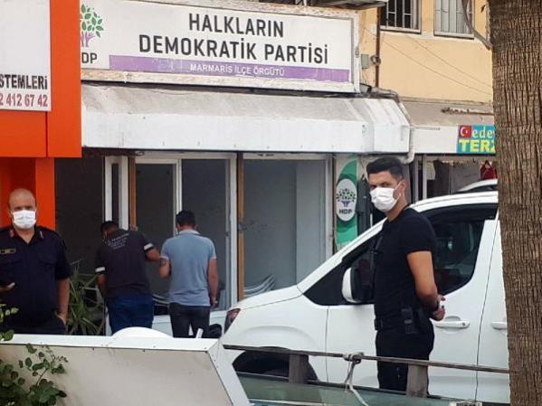 Marmaris’te HDP ilçe binasına saldıran şüpheli gözaltına alındı