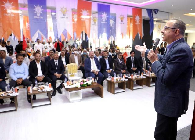 İzmir AK Parti’den 30 ilçede eş zamanlı danışma meclisi toplantıları