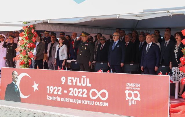 İzmir’in düşman işgalinden kurtuluşunun 100’üncü yılı kutlanıyor