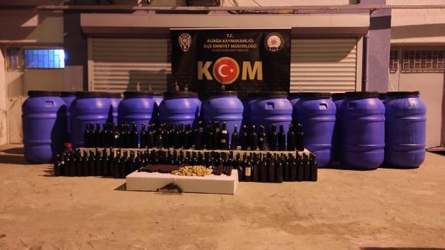 İzmir’de 4 bin 102 litre kaçak içki ele geçirildi