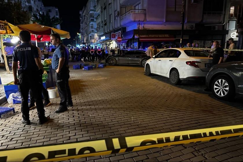 İzmir’de polis memuru silahlı kavgada yaralandı, 2 kişi gözaltına alındı