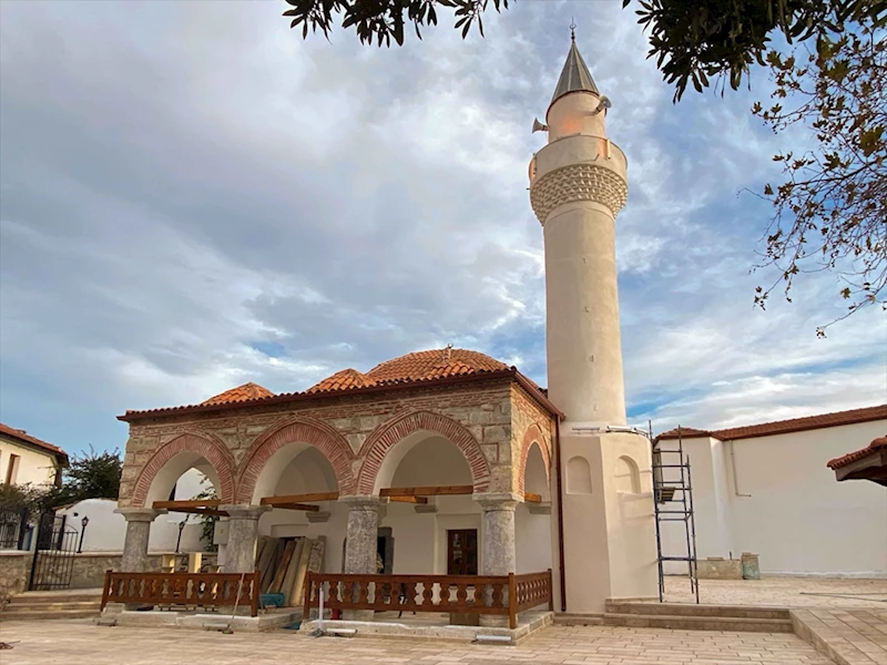 İzmir’deki 500 Yıllık Cami Restorasyonu Tamamlandı