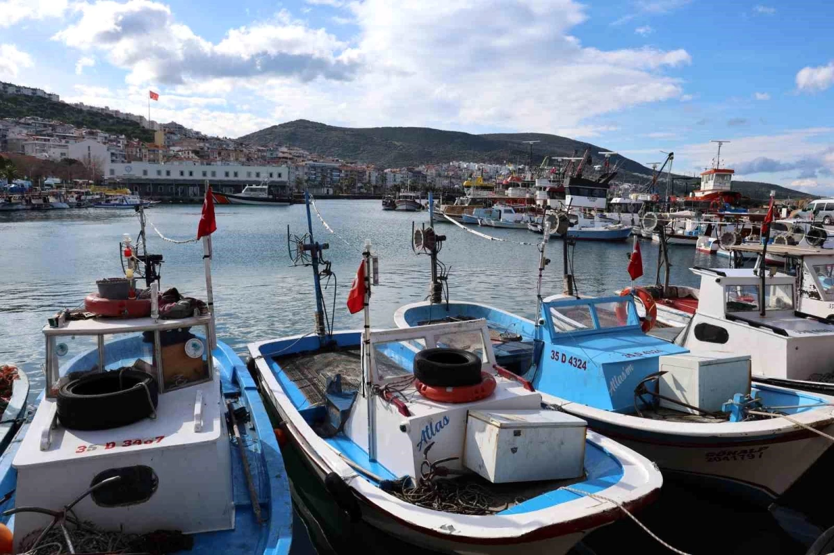 İzmir’de balıkçı teknesi battı: 4 balıkçı hayatını kaybetti
