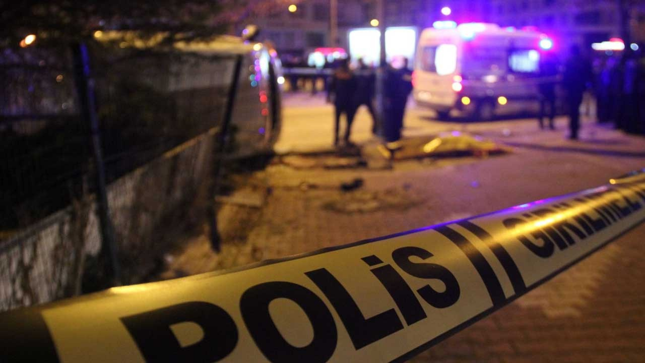İzmir’de Üzücü Kaza: Balkondan Düşen Kadın Hayatını Kaybetti