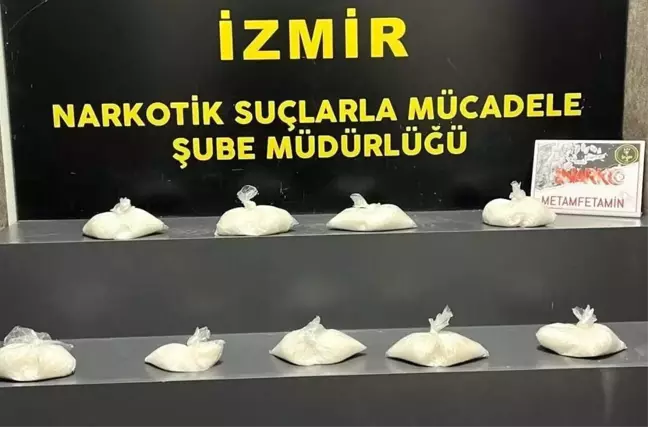 İzmir’de Uyuşturucu Ticareti Operasyonu: 4 Kilo Metamfetamin Ele Geçirildi