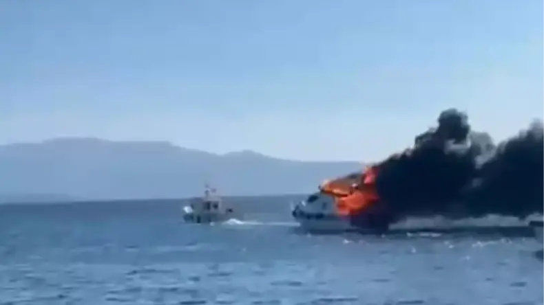 Çeşme’de Motoryat Yangını