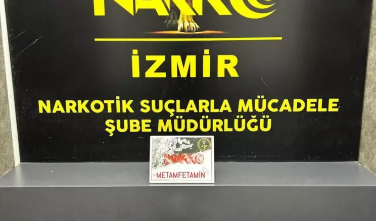 İzmir’de 4 Kilo Uyuşturucu Ele Geçirildi