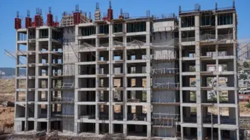 Hak sahipleri konutlarını istiyor
