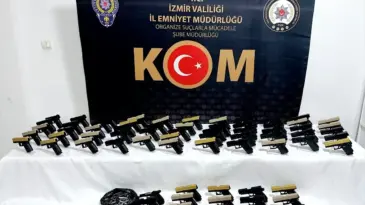 İzmir’de Yasa Dışı Silah Ticareti Operasyonu