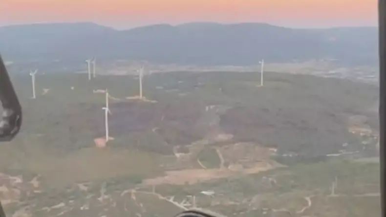 İzmir’de Orman Yangınlarıyla Mücadele Sürüyor