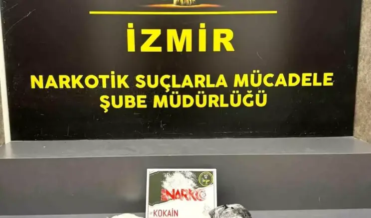 İzmir’de Narkotik Operasyonları: 4 Kilo Uyuşturucu Ele Geçirildi