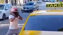 İzmir’de Trafikte Kavga: Motosiklet Sürücüsü ve Taksi Şoförü Gözaltına Alındı