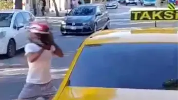 İzmir’de Trafikte Kavga: Motosiklet Sürücüsü ve Taksi Şoförü Gözaltına Alındı